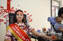 Hoa hậu Trần Tiểu Vy, cầu thủ Đình Trọng, Văn Quyết kêu gọi hiến máu tình nguyện